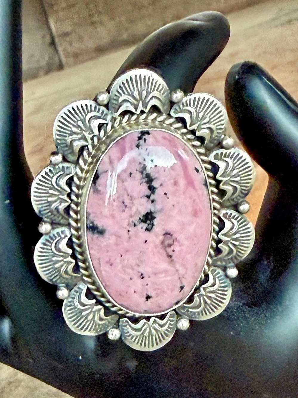 M&R Calladitto Navajo Pink Stone Sterling Silver Ring Size 7